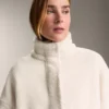 Kunstfelljacke mit verstellbarer Taille Kunstfelljacke mit verstellbarer Taille