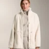 Kunstfelljacke mit verstellbarer Taille Kunstfelljacke mit verstellbarer Taille