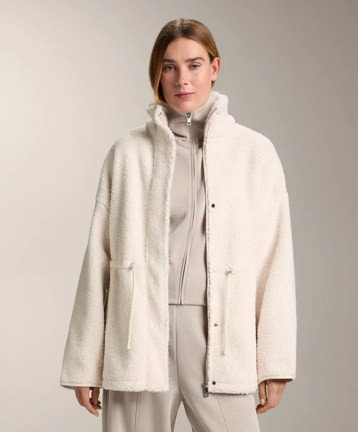 Kunstfelljacke mit verstellbarer Taille Kunstfelljacke mit verstellbarer Taille