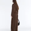 Kurze Utility-Jacke aus Piqué mit Gürtel