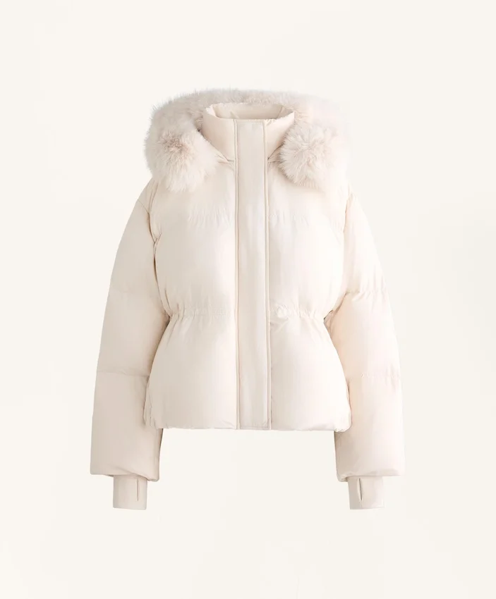 Kurze, zu 100 % mit Daunen gefütterte Jacke Kurze, zu 100 % mit Daunen gefütterte Jacke