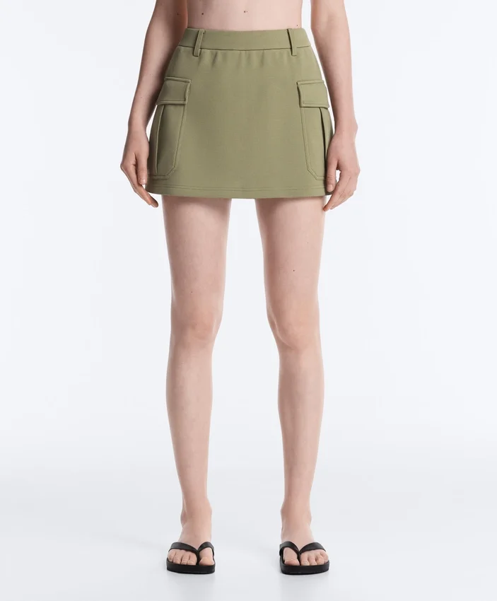 Kurzer Piqué-Shorts mit Baumwolltaschen Kurzer Piqué-Shorts mit Baumwolltaschen