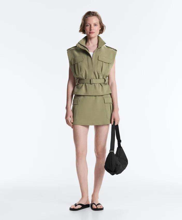 Kurzer Piqué-Shorts mit Baumwolltaschen Kurzer Piqué-Shorts mit Baumwolltaschen