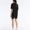 Kurzärmeliges T-Shirt aus Modal-Mischung mit abgerundetem Saum am Rücken Kurzärmeliges T-Shirt aus Modal-Mischung mit abgerundetem Saum am Rücken