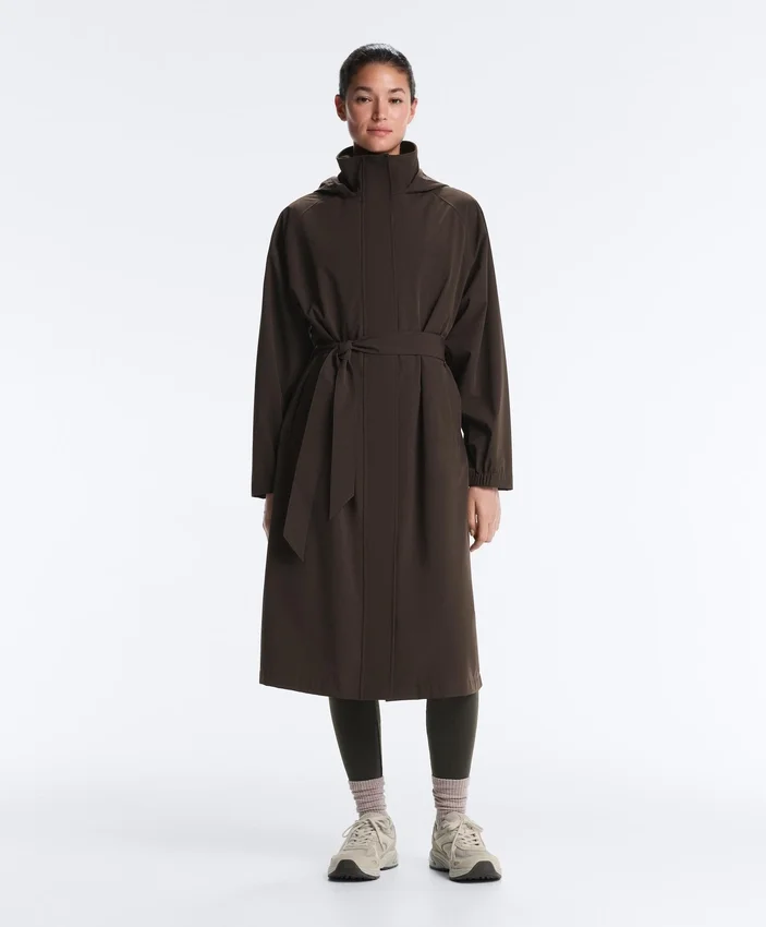 Lange, extra leichte, wasserdichte 10K-Jacke Lange, extra leichte, wasserdichte 10K-Jacke