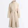 Lange, extra leichte, wasserdichte 10K-Jacke Lange, extra leichte, wasserdichte 10K-Jacke