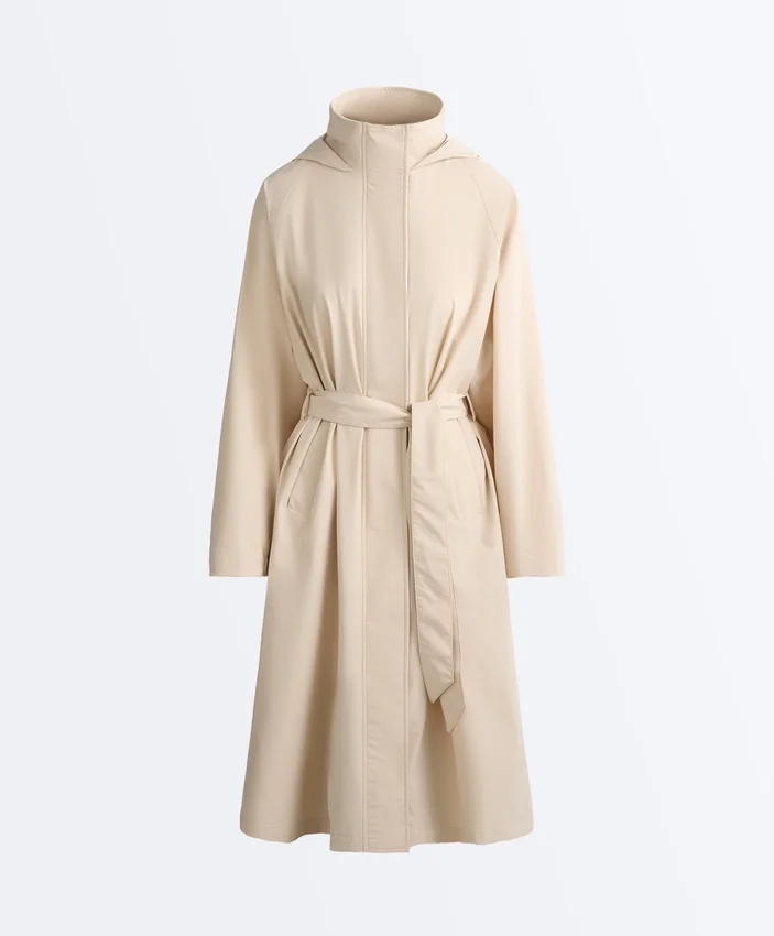 Lange, extra leichte, wasserdichte 10K-Jacke Lange, extra leichte, wasserdichte 10K-Jacke