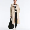 Lange, extra leichte, wasserdichte 10K-Jacke Lange, extra leichte, wasserdichte 10K-Jacke