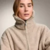Lange Jacke aus Lammfelljacke Lange Jacke aus Lammfelljacke