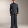 Lange Jacke mit asymmetrischen Streifen aus Modal Lange Jacke mit asymmetrischen Streifen aus Modal