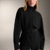 Lange Jacke mit Gürtel aus gebürstetem Modal Lange Jacke mit Gürtel aus gebürstetem Modal