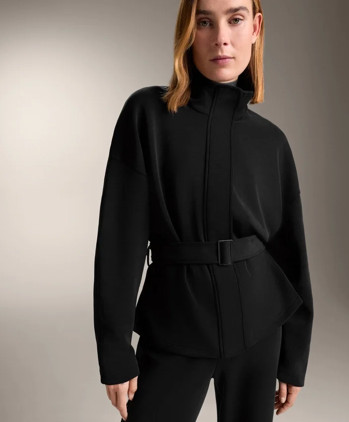 Lange Jacke mit Gürtel aus gebürstetem Modal Lange Jacke mit Gürtel aus gebürstetem Modal