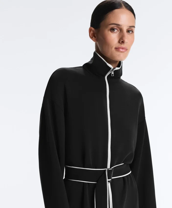 Lange Jacke mit Paspeln und Soft Touch-Modal Lange Jacke mit Paspeln und Soft Touch-Modal