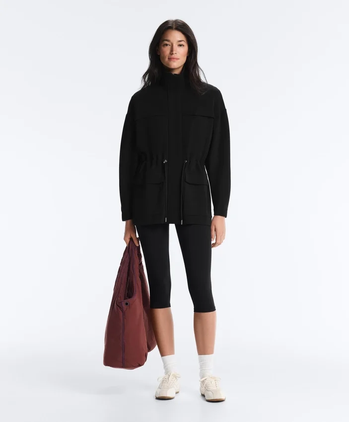 Lange Jacke mit Taschen aus Modal und Soft Touch-Griff Lange Jacke mit Taschen aus Modal und Soft Touch-Griff