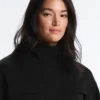 Lange Jacke mit Taschen aus Modal und Soft Touch-Griff Lange Jacke mit Taschen aus Modal und Soft Touch-Griff