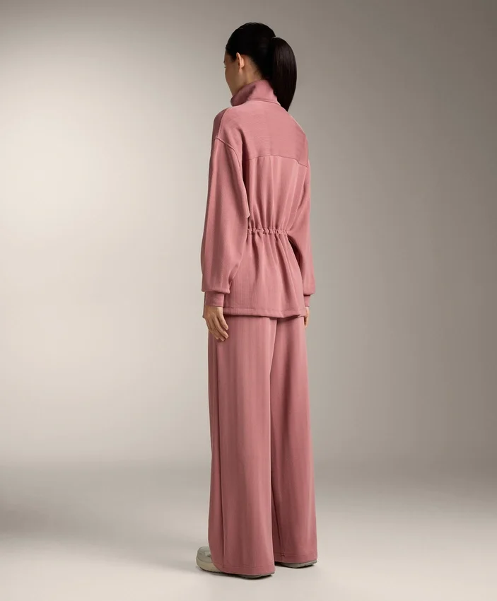 Lange Jacke mit verstellbarer Taille und gestreifter Struktur Lange Jacke mit verstellbarer Taille und gestreifter Struktur