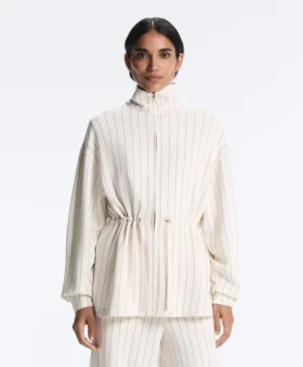 Lange Nadelstreifen-Jacke mit verstellbarer Taille und Soft Touch-Modal