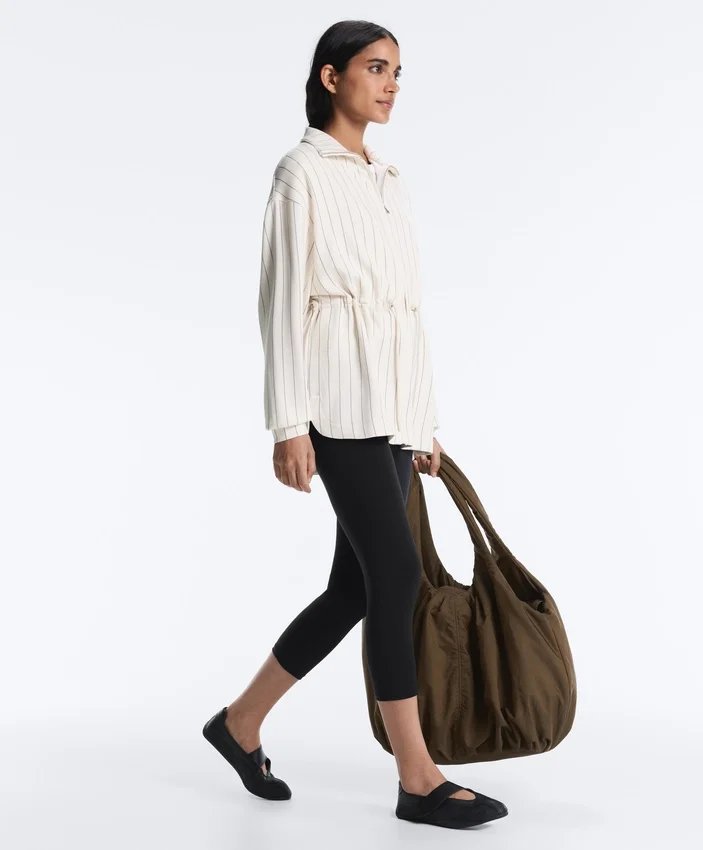Lange Nadelstreifen-Jacke mit verstellbarer Taille und Soft Touch-Modal Lange Nadelstreifen-Jacke mit verstellbarer Taille und Soft Touch-Modal