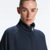 Lange Piqué-Jacke mit kontrastierender Baumwollpaspel Lange Piqué-Jacke mit kontrastierender Baumwollpaspel