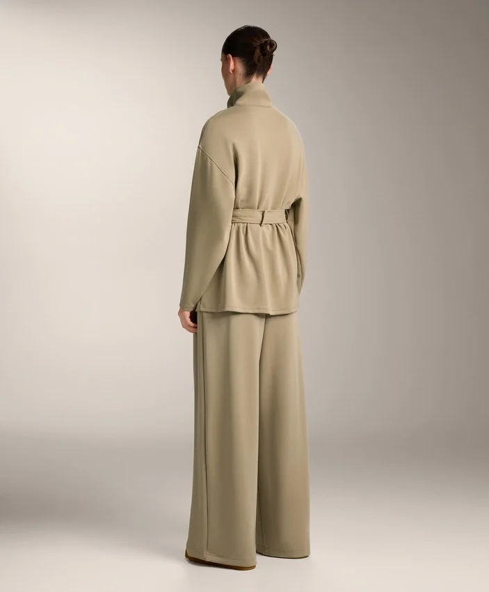 Lange Soft Touch Jacke aus Modal mit Gürtel Lange Soft Touch Jacke aus Modal mit Gürtel