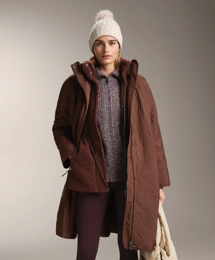 Lange, wasserabweisende, mit Fellex® Aerogel gefütterte Jacke Lange, wasserabweisende, mit Fellex® Aerogel gefütterte Jacke