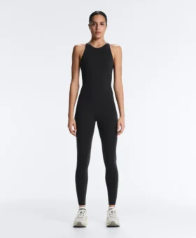 Langer Compressive Jumpsuit mit Neckholder Langer Compressive Jumpsuit mit Neckholder