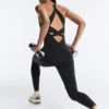 Langer Compressive Jumpsuit mit Neckholder