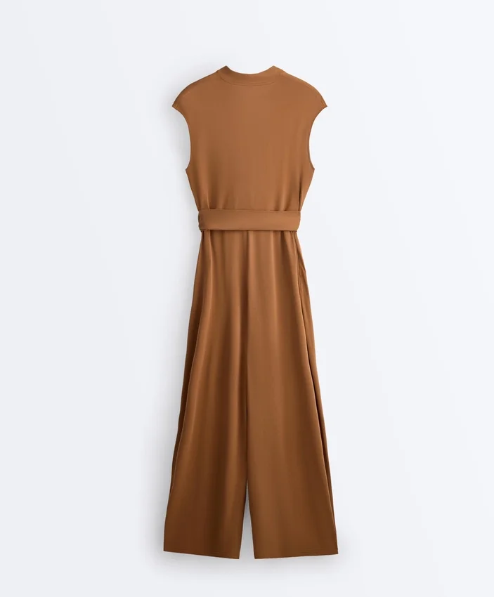 Langer Jumpsuit aus Modal-Mischgewebe mit gekreuztem Ausschnitt Langer Jumpsuit aus Modal-Mischgewebe mit gekreuztem Ausschnitt
