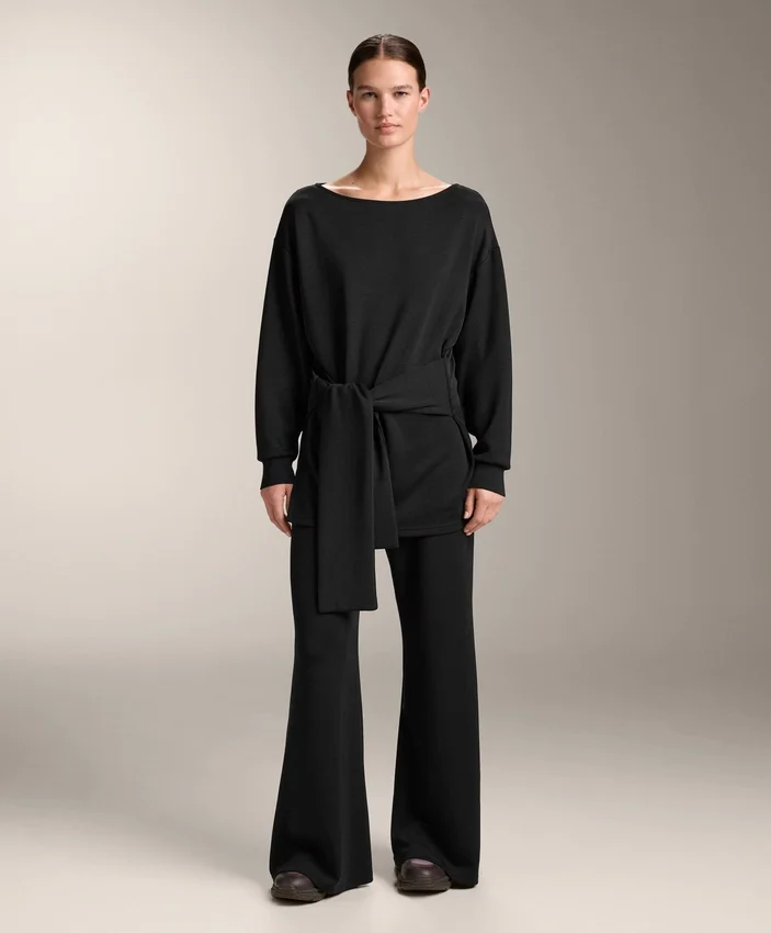 Langes Soft Touch-Sweatshirt aus Modal mit Knotendetail Langes Soft Touch-Sweatshirt aus Modal mit Knotendetail