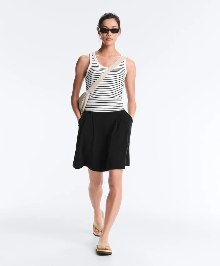 Langes Top aus Modal mit Rippstreifen Langes Top aus Modal mit Rippstreifen
