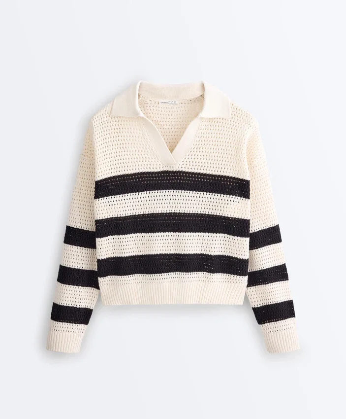 Langärmliges Polohemd aus 100 % Baumwolle mit gestreiftem, offenem Strickmuster Langärmliges Polohemd aus 100 % Baumwolle mit gestreiftem, offenem Strickmuster