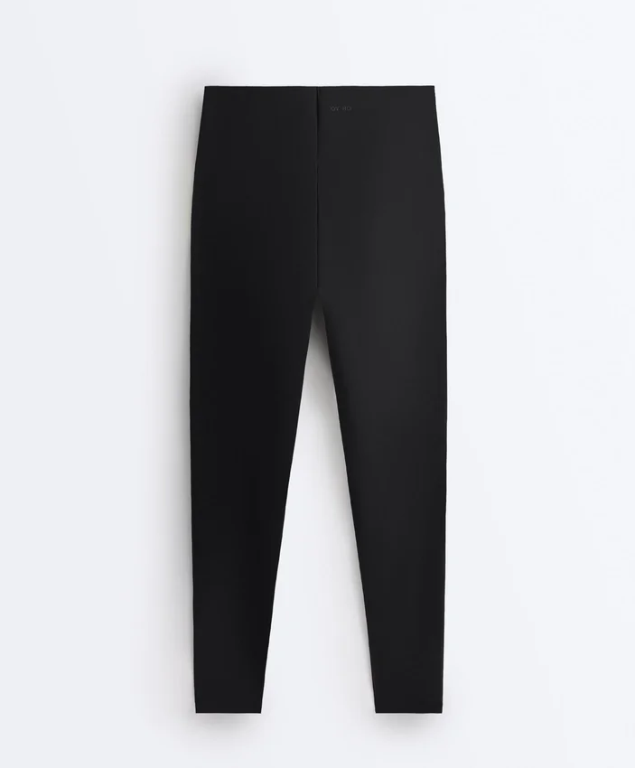 Leggings mit hoher Taille, knöchellang, mit Light Touch-Tragegefühl und V-Ausschnitt, 65 cm Leggings mit hoher Taille, knöchellang, mit Light Touch-Tragegefühl und V-Ausschnitt, 65 cm