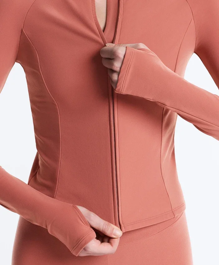 Leichte, warme Funktionsjacke Leichte, warme Funktionsjacke