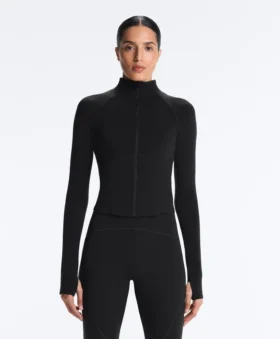 Leichte, warme Funktionsjacke mit Nähten