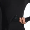 Leichte, warme Funktionsjacke mit Nähten Leichte, warme Funktionsjacke mit Nähten