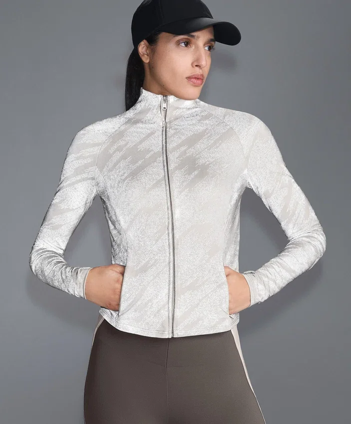 Leichte, warme, reflektierende Funktionsjacke Leichte, warme, reflektierende Funktionsjacke