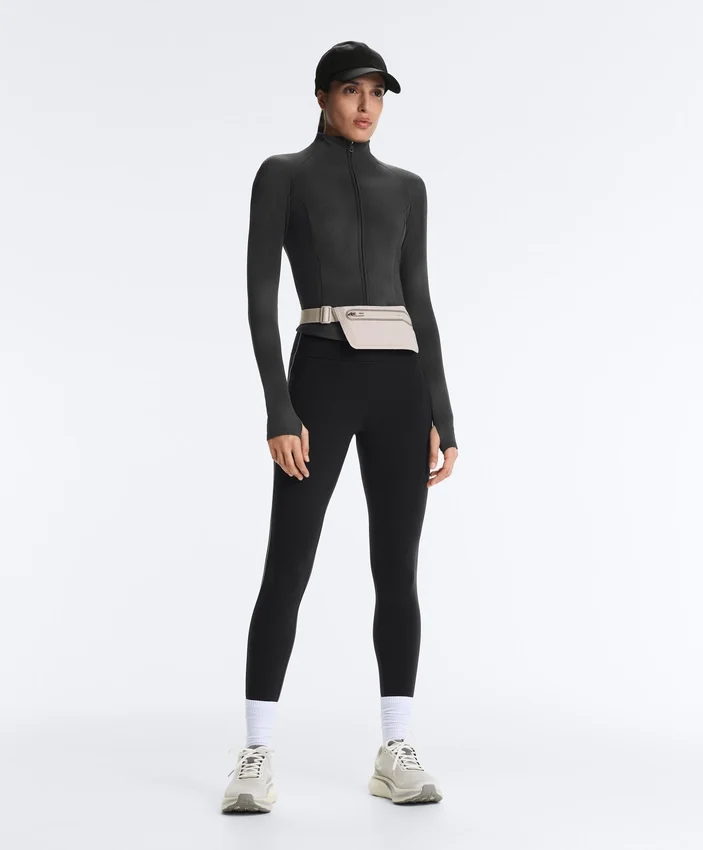 Leichte, warme, reflektierende Funktionsjacke Leichte, warme, reflektierende Funktionsjacke