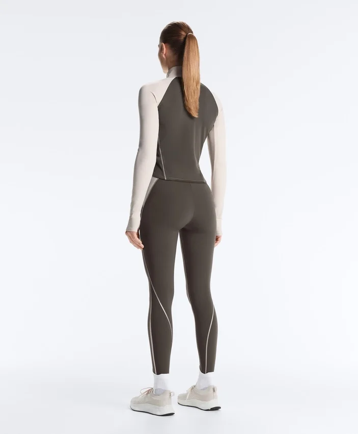 Leichte, warme, reflektierende Funktionsjacke Leichte, warme, reflektierende Funktionsjacke