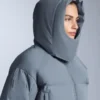 Leichte, wasserabweisende kurze Skijacke aus 80 % Daunen und 20 % Minardi Piume Leichte, wasserabweisende kurze Skijacke aus 80 % Daunen und 20 % Minardi Piume