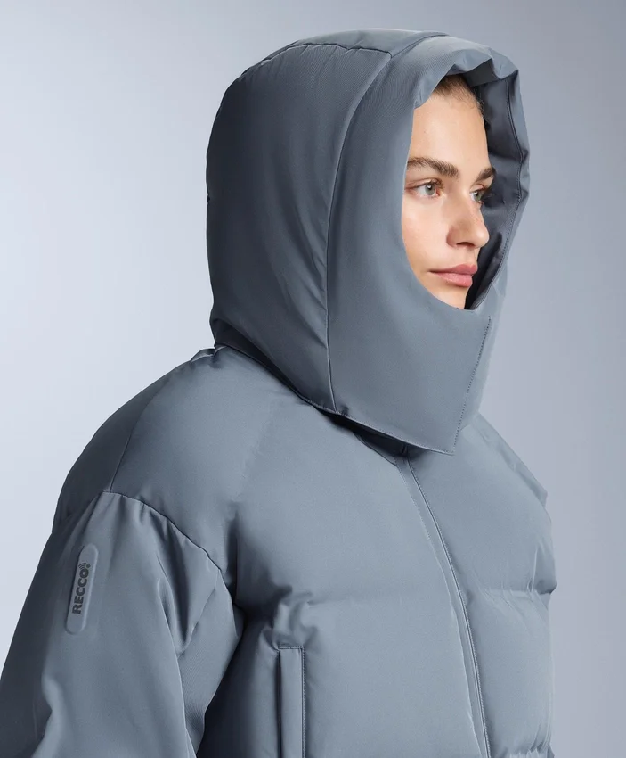 Leichte, wasserabweisende kurze Skijacke aus 80 % Daunen und 20 % Minardi Piume Leichte, wasserabweisende kurze Skijacke aus 80 % Daunen und 20 % Minardi Piume