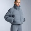 Leichte, wasserabweisende kurze Skijacke aus 80 % Daunen und 20 % Minardi Piume Leichte, wasserabweisende kurze Skijacke aus 80 % Daunen und 20 % Minardi Piume