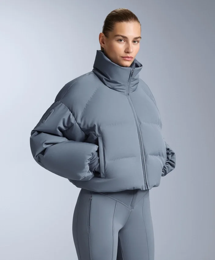 Leichte, wasserabweisende kurze Skijacke aus 80 % Daunen und 20 % Minardi Piume Leichte, wasserabweisende kurze Skijacke aus 80 % Daunen und 20 % Minardi Piume