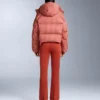Leichte, wasserabweisende kurze Skijacke aus 80 % Daunen und 20 % Minardi Piume Leichte, wasserabweisende kurze Skijacke aus 80 % Daunen und 20 % Minardi Piume