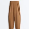 Light Touch-Hose mit hoher Taille und langem Bein Light Touch-Hose mit hoher Taille und langem Bein