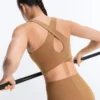 Light Touch Top mit gekreuztem Rücken Light Touch Top mit gekreuztem Rücken