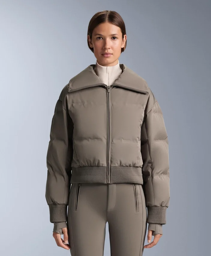 Minardi Piume Ski – wasserabweisende Jacke aus 80 % Daunen und 20 % Federn Minardi Piume Ski – wasserabweisende Jacke aus 80 % Daunen und 20 % Federn