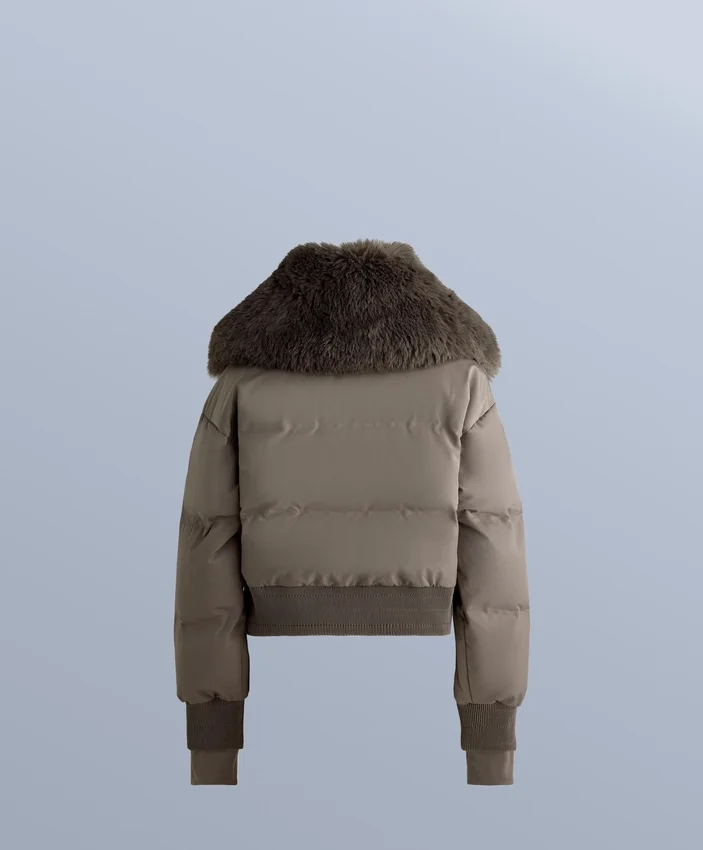 Minardi Piume Ski – wasserabweisende Jacke aus 80 % Daunen und 20 % Federn Minardi Piume Ski – wasserabweisende Jacke aus 80 % Daunen und 20 % Federn