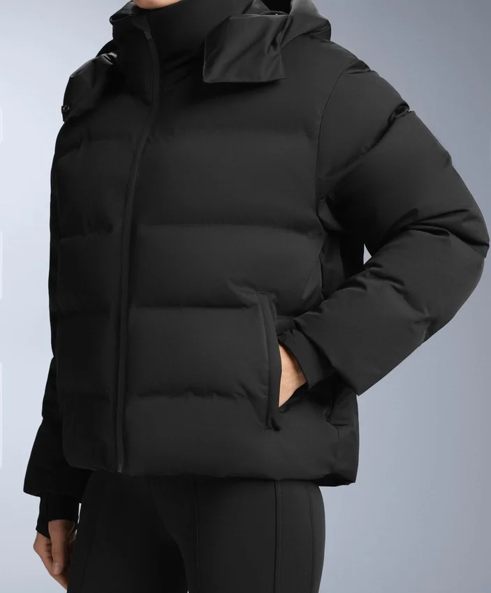 Minardi Piume Ski – wasserabweisende Jacke aus 80 % Daunen und 20 % Federn Minardi Piume Ski – wasserabweisende Jacke aus 80 % Daunen und 20 % Federn