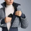 Minardi Piume Ski – wasserabweisender, gefütterter Jumpsuit mit 80 % Daunen und 20 % Federn Minardi Piume Ski – wasserabweisender, gefütterter Jumpsuit mit 80 % Daunen und 20 % Federn