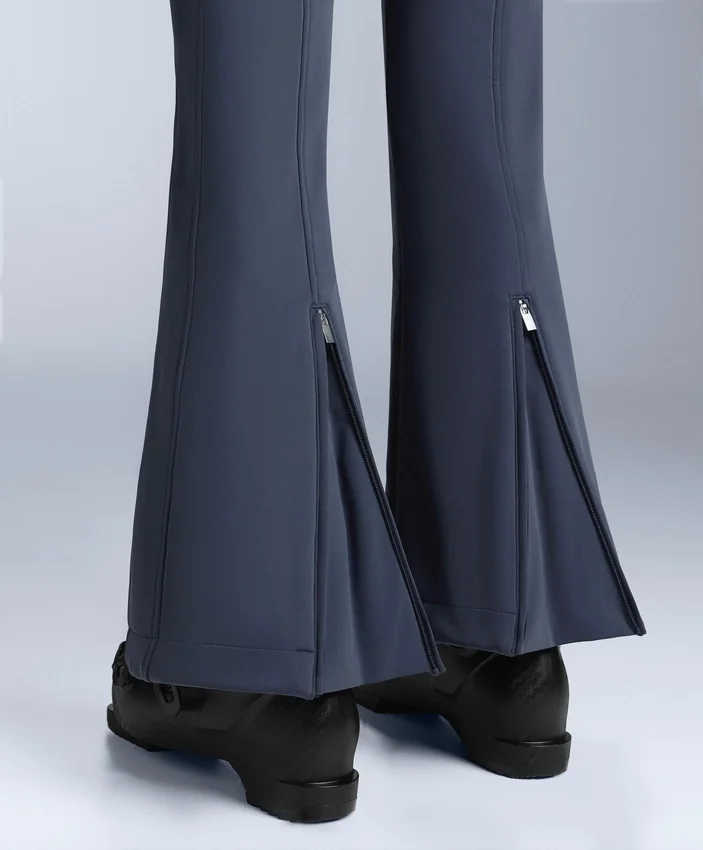 Minardi Piume Ski – wasserabweisender, gefütterter Jumpsuit mit 80 % Daunen und 20 % Federn Minardi Piume Ski – wasserabweisender, gefütterter Jumpsuit mit 80 % Daunen und 20 % Federn